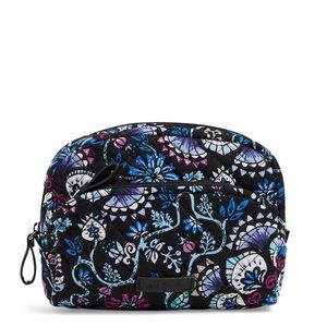 Vera Bradley Makeup case